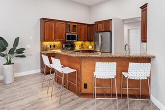 2587 Jardin Ct in Weston, FL - Foto de edificio - Building Photo