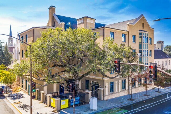 Wesley House in Berkeley, CA - Building Photo - Building Photo
