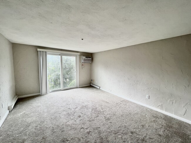 196 Swanson Rd in Boxborough, MA - Building Photo - Building Photo
