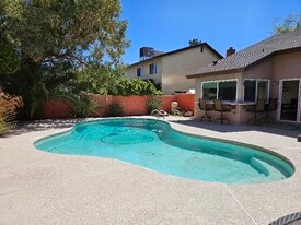 3500 El Cortez Ave in Las Vegas, NV - Building Photo