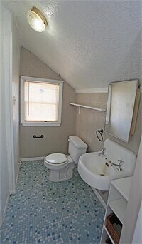 5604 Chaucer Dr photo'