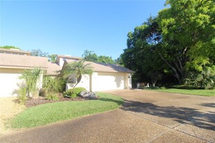 4633 La Jolla Dr in Bradenton, FL - Building Photo