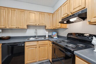 Villages at West Laurel in Richmond, VA - Foto de edificio - Building Photo