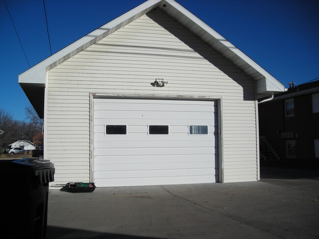 316 W Philip Ave in North Platte, NE - Foto de edificio - Building Photo