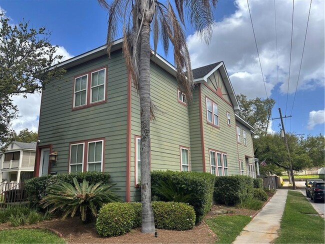 5801 General Haig St in New Orleans, LA - Building Photo - Building Photo