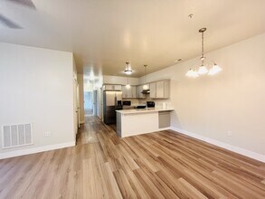 13049 S Cannavale Ln in Herriman, UT - Building Photo - Building Photo