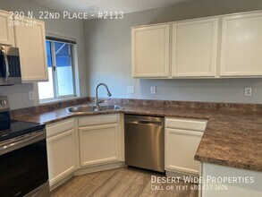 220 N 22nd Pl in Mesa, AZ - Building Photo - Building Photo
