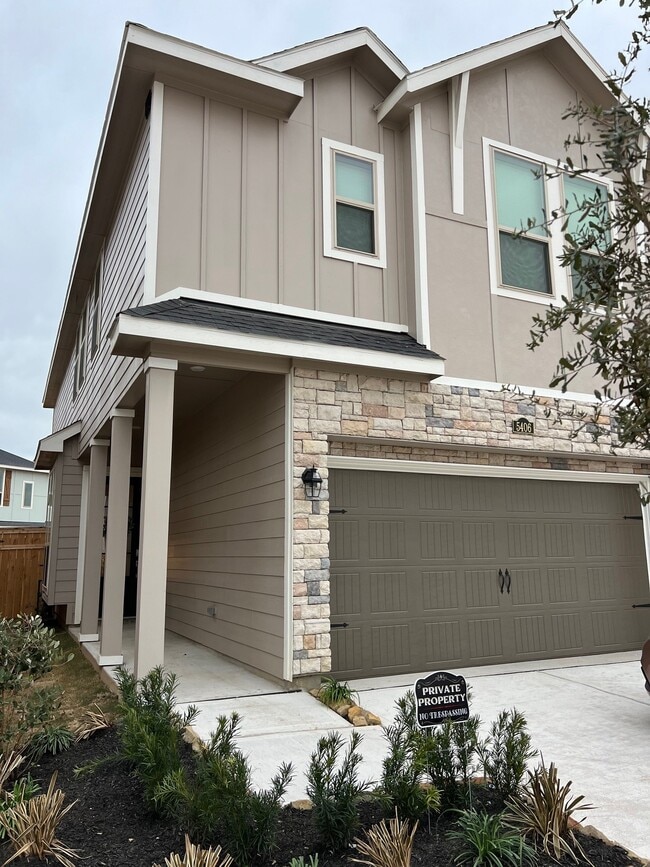 5406 Holly Hvn Ct in Fulshear, TX - Building Photo - Building Photo