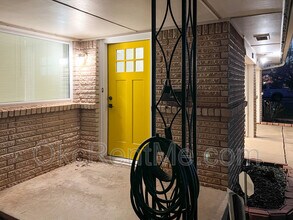 106 Thompson Dr in Moore, OK - Building Photo - Building Photo