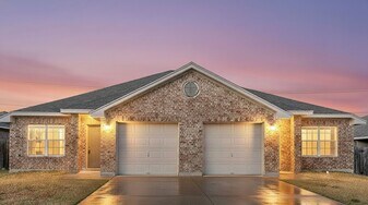 4809 Auburn Dr in Killeen, TX - Building Photo