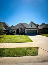202 Landings Pointe Ln in Warner Robins, GA - Building Photo - Building Photo