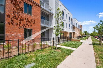 2525 Arapahoe St in Denver, CO - Building Photo - Building Photo
