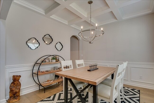 property at 211 Palisade Rdg