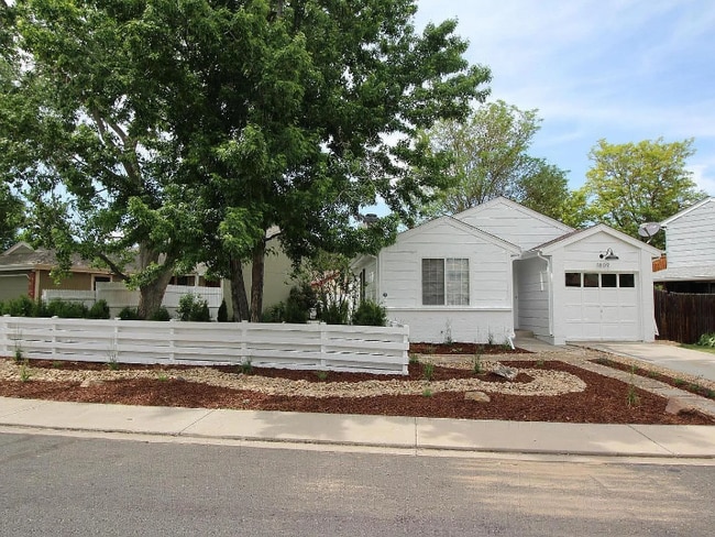 property at 1809 Rice St