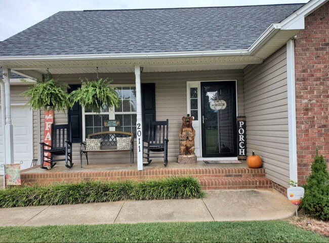 2011 Taylor Rd in Shelby, NC - Building Photo - Building Photo