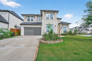 7727 Pleasant Crst Dr in Fulshear, TX - Building Photo