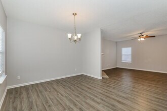 1618 Thornwick Trace in Stockbridge, GA - Foto de edificio - Building Photo