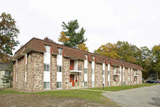 Royal Oak in Grand Rapids, MI - Foto de edificio - Building Photo