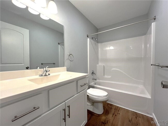 property at 1589 Center Rd