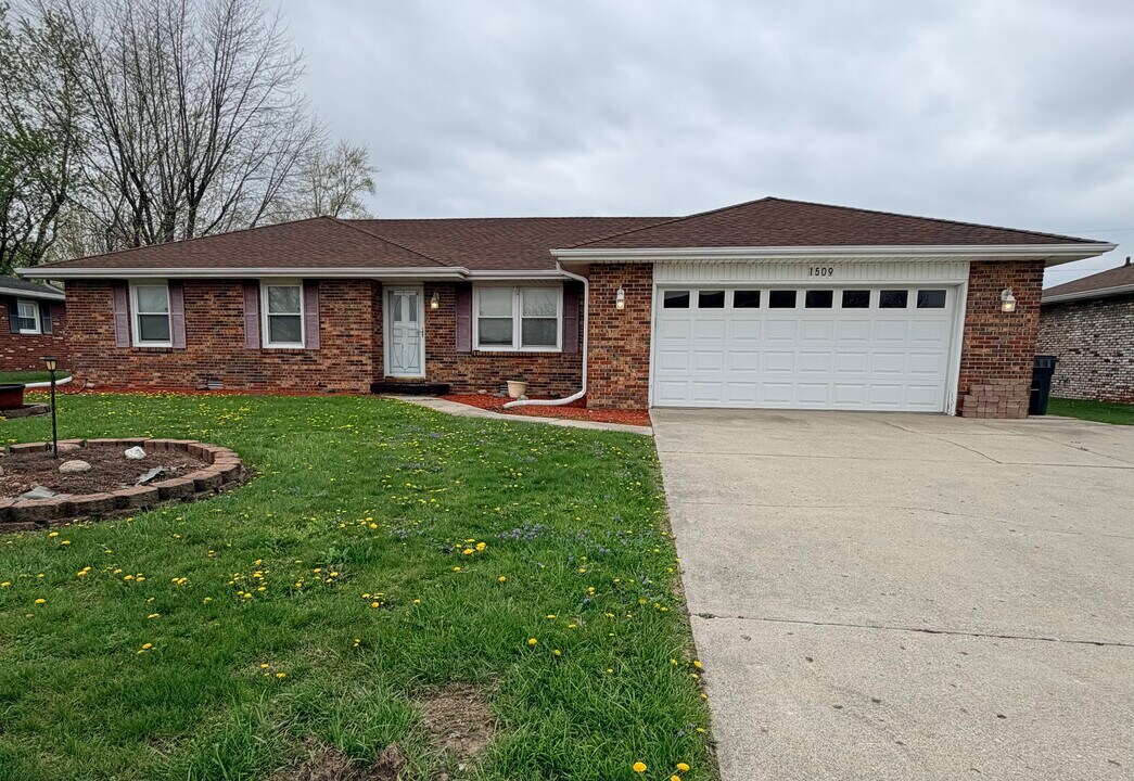 1509 S Goyer Rd in Kokomo, IN - Building Photo