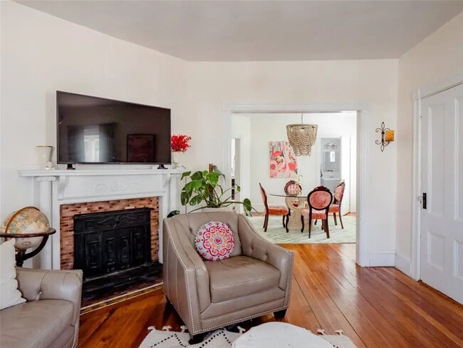 14 Carleton St, Unit 14 Carleton in Providence, RI - Building Photo - Building Photo