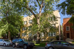 1634 W Thorndale Ave Apartments