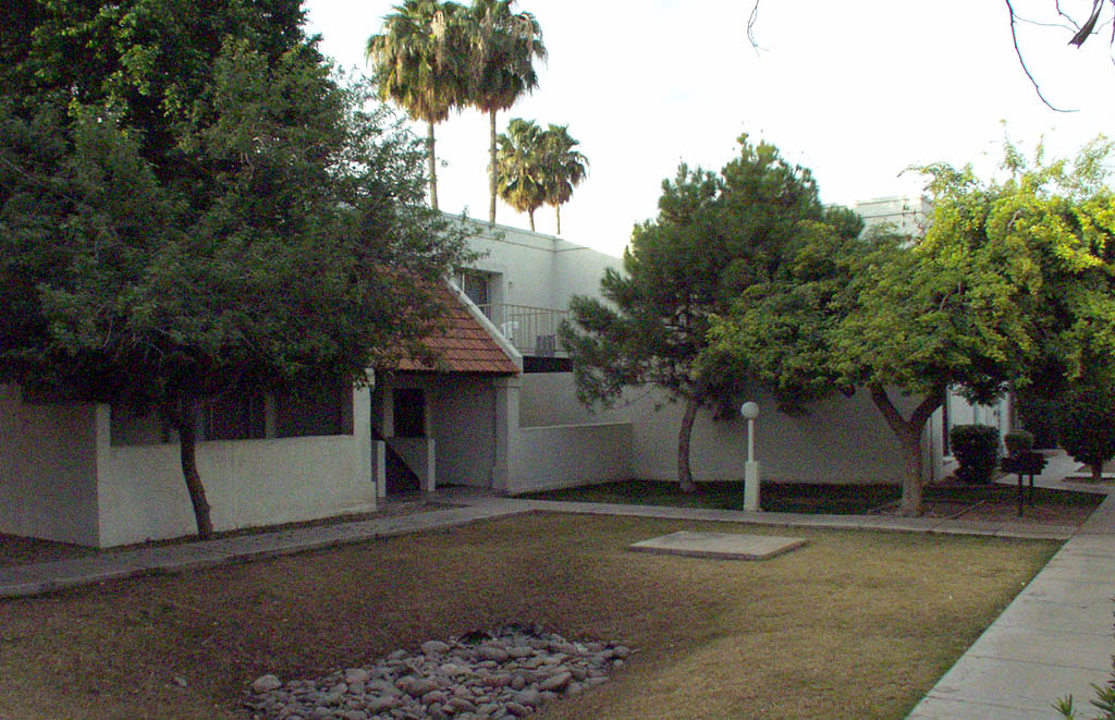 Mesa Terrace in Mesa, AZ - Foto de edificio