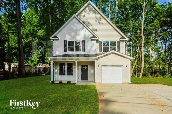 7421 Cedarbrook Dr in Charlotte, NC - Building Photo