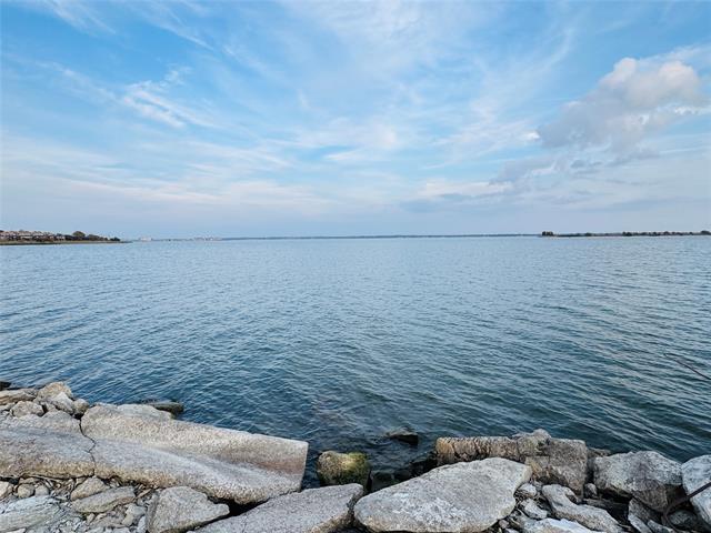 property at 5612 Marina Dr