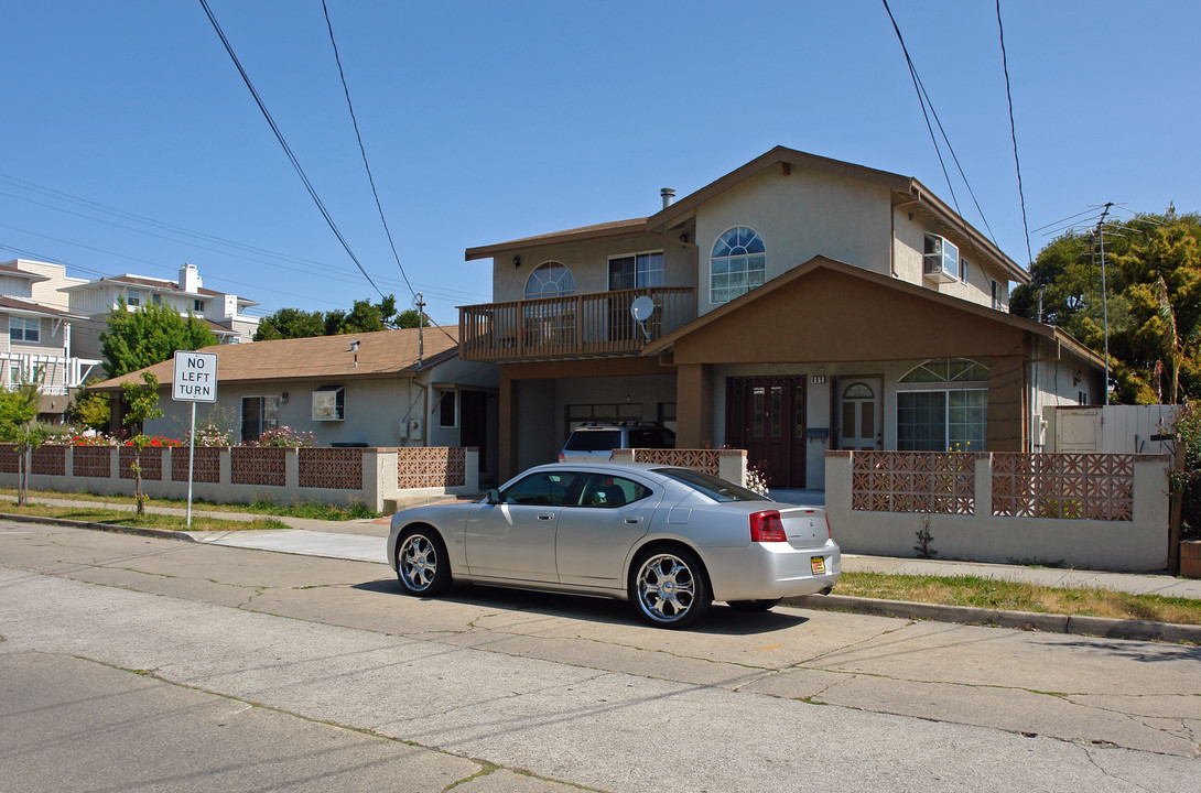 409 S Fremont St in San Mateo, CA - Foto de edificio