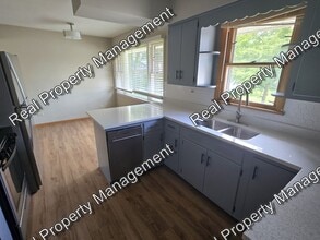 8118 Monroe Ave in Munster, IN - Building Photo - Building Photo