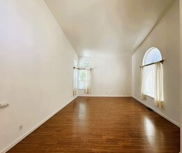 2172 Dolen Pl in Santa Rosa, CA - Foto de edificio - Building Photo