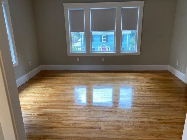15 Nowell Rd in Melrose, MA - Building Photo - Building Photo