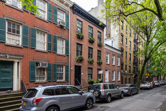 49 Barrow St in New York, NY - Building Photo - Building Photo