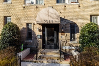 3314 Mt Pleasant St NW in Washington, DC - Building Photo - Building Photo