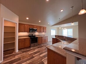 4575 Rutledge St in Fernley, NV - Building Photo - Building Photo