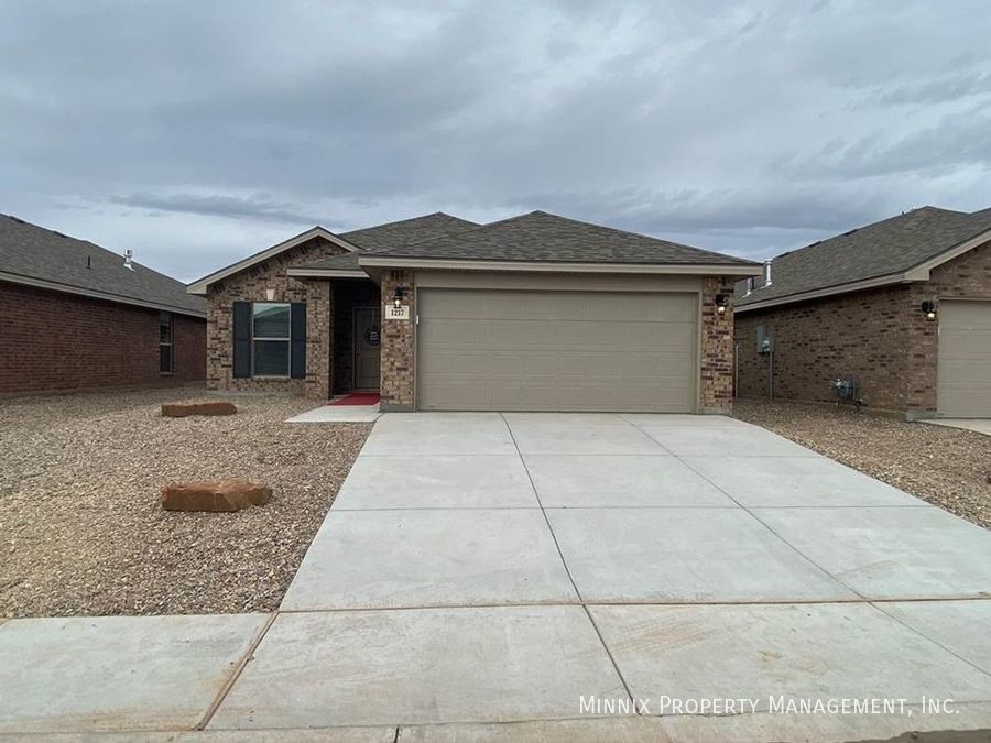 1217 E 89th St in Odessa, TX - Building Photo