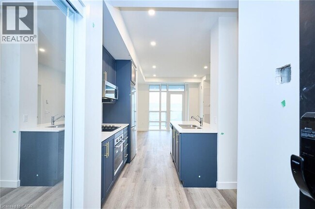 461 Green Rd in Hamilton, ON - Building Photo - Building Photo