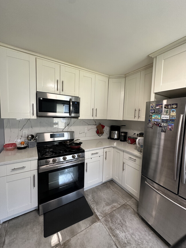 36 Faneuil St, Unit 36 Faneuil Street in Boston, MA - Building Photo - Building Photo