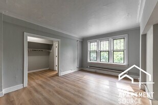1350 N Dearborn, Unit 608 in Chicago, IL - Building Photo