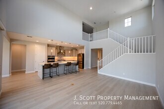 5839 N 88th Ln in Phoenix, AZ - Building Photo - Building Photo