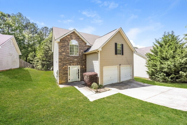 4414 Gladewood Run in Union City, GA - Building Photo - Building Photo
