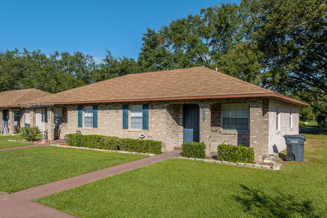 Terra Hill in Winter Haven, FL - Foto de edificio