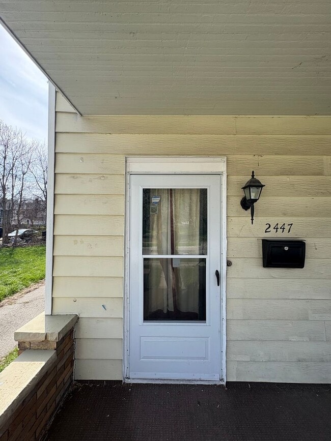 2447-2449 Maplewood Ave in Toledo, OH - Building Photo - Building Photo