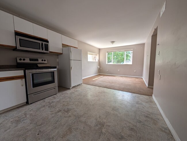 8162 Boxer Ct in Mission, BC - Building Photo - Building Photo