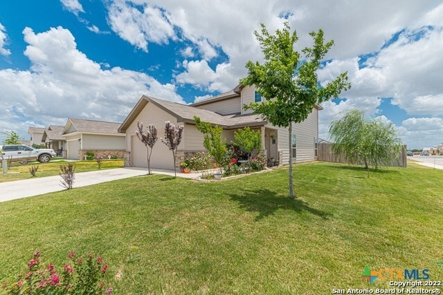 2401 Ranger Pass in Seguin, TX - Building Photo - Building Photo