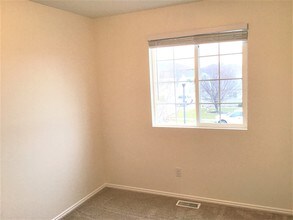 2082 W 1570 N in Clinton, UT - Building Photo - Building Photo