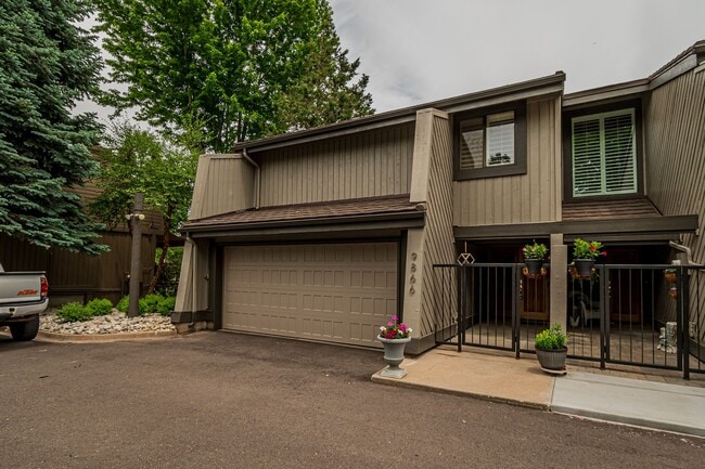 property at 9866 E Maplewood Cir