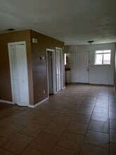 5820 Butler Dr in Panama City, FL - Building Photo - Building Photo