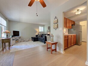 281 Gardner Ave in New London, CT - Building Photo - Building Photo